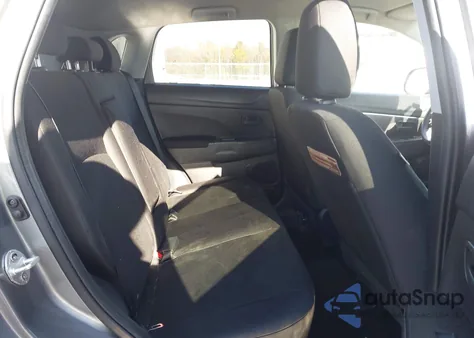 2014 Mitsubishi Outlander Sport Es z USA, uszkodzony, nr VIN 4A4AP3AU0EE004622